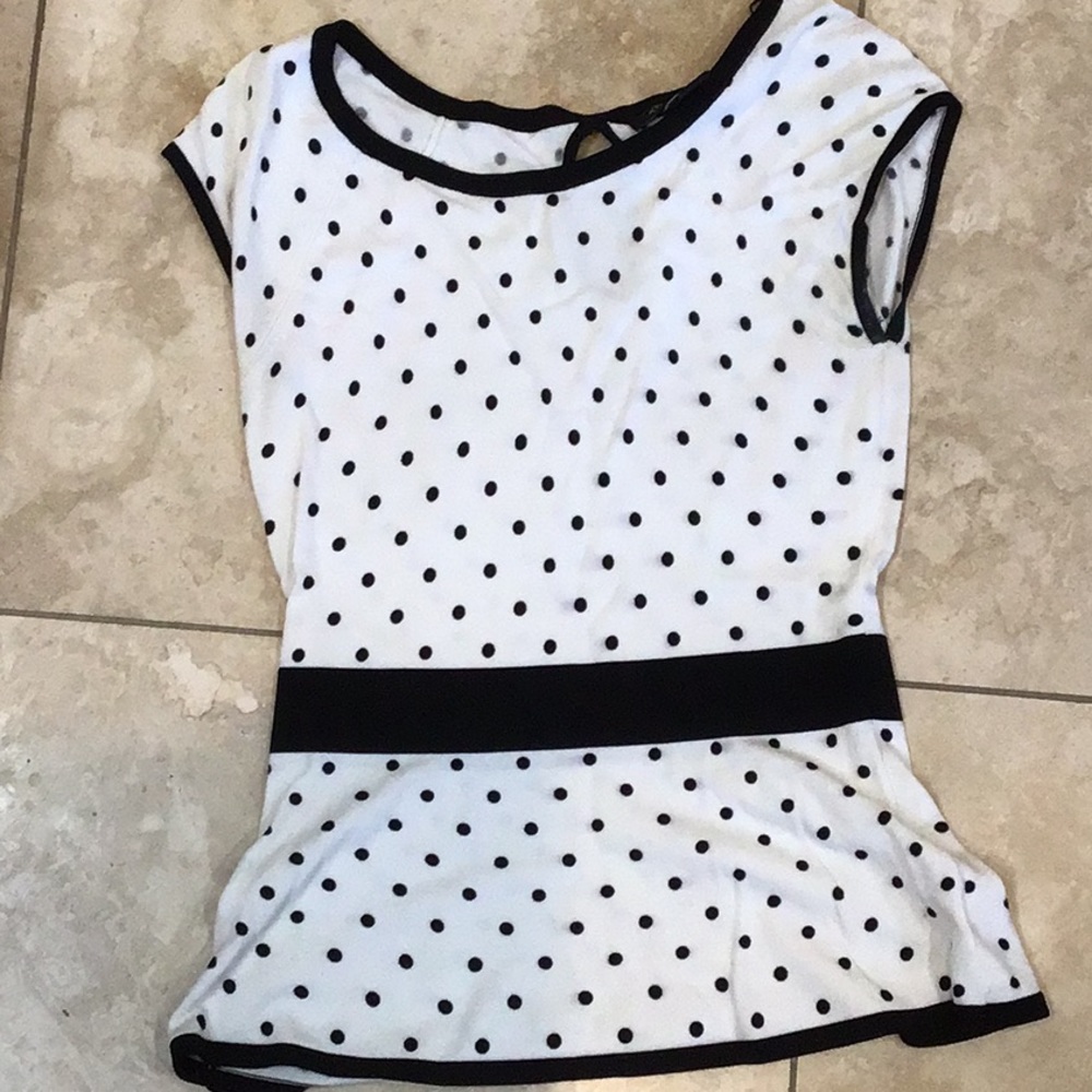 Peplum Sleeveless sweater